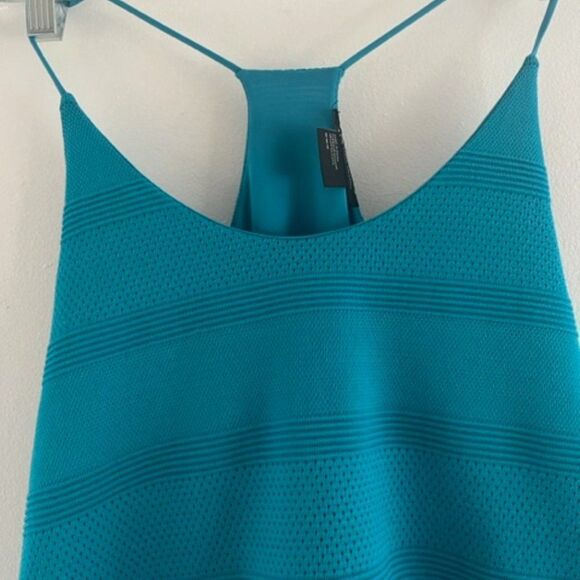 A|X Armani Exchange Women's Mesh High-Low Cami Size Medium Turquoise Gem - Picture 5 of 11